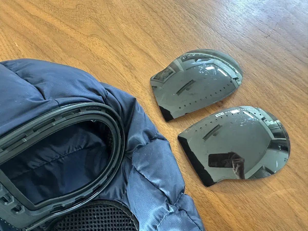 ダウン ゴーグルダウン