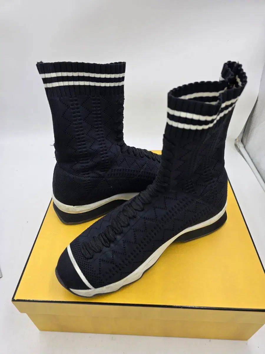  FENDI フェンディ ソックスブーツ 38 245 その他 ブーツ