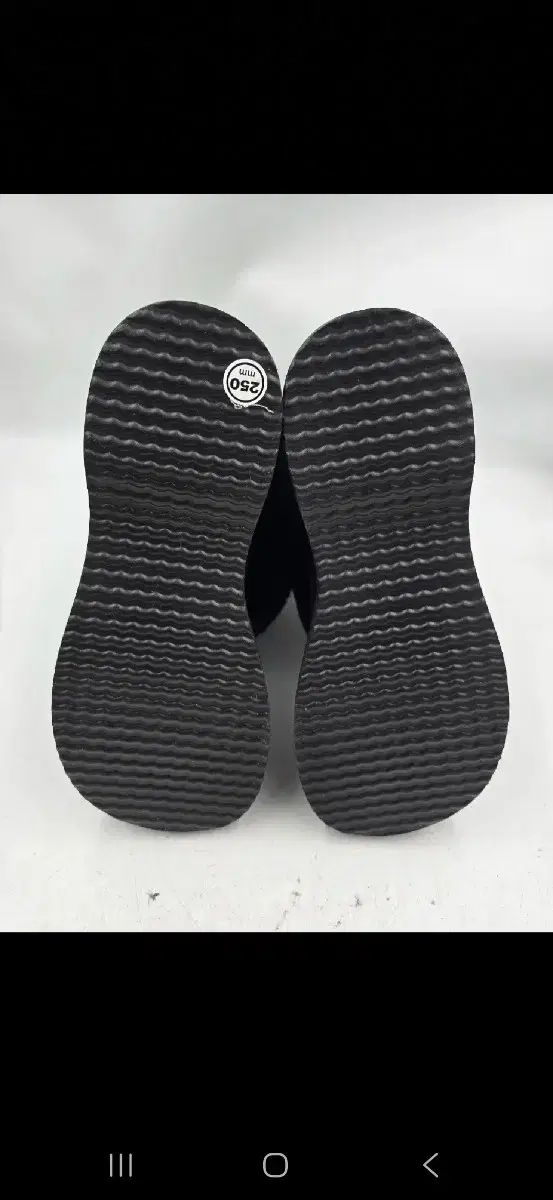 ファーウォーマー スウェード