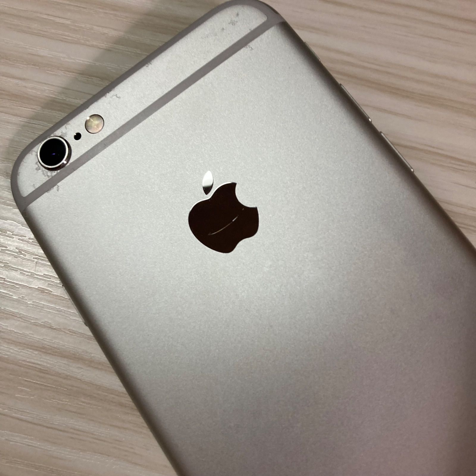 iPhone6s 64GB Silver バッテリー91% SIMフリー - メルカリ