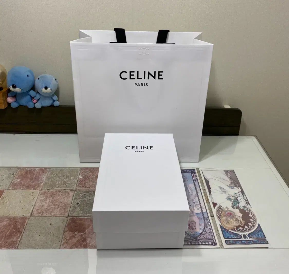Celine セリーヌ ボックス 21 x 31 12 5 お買い物バッグ