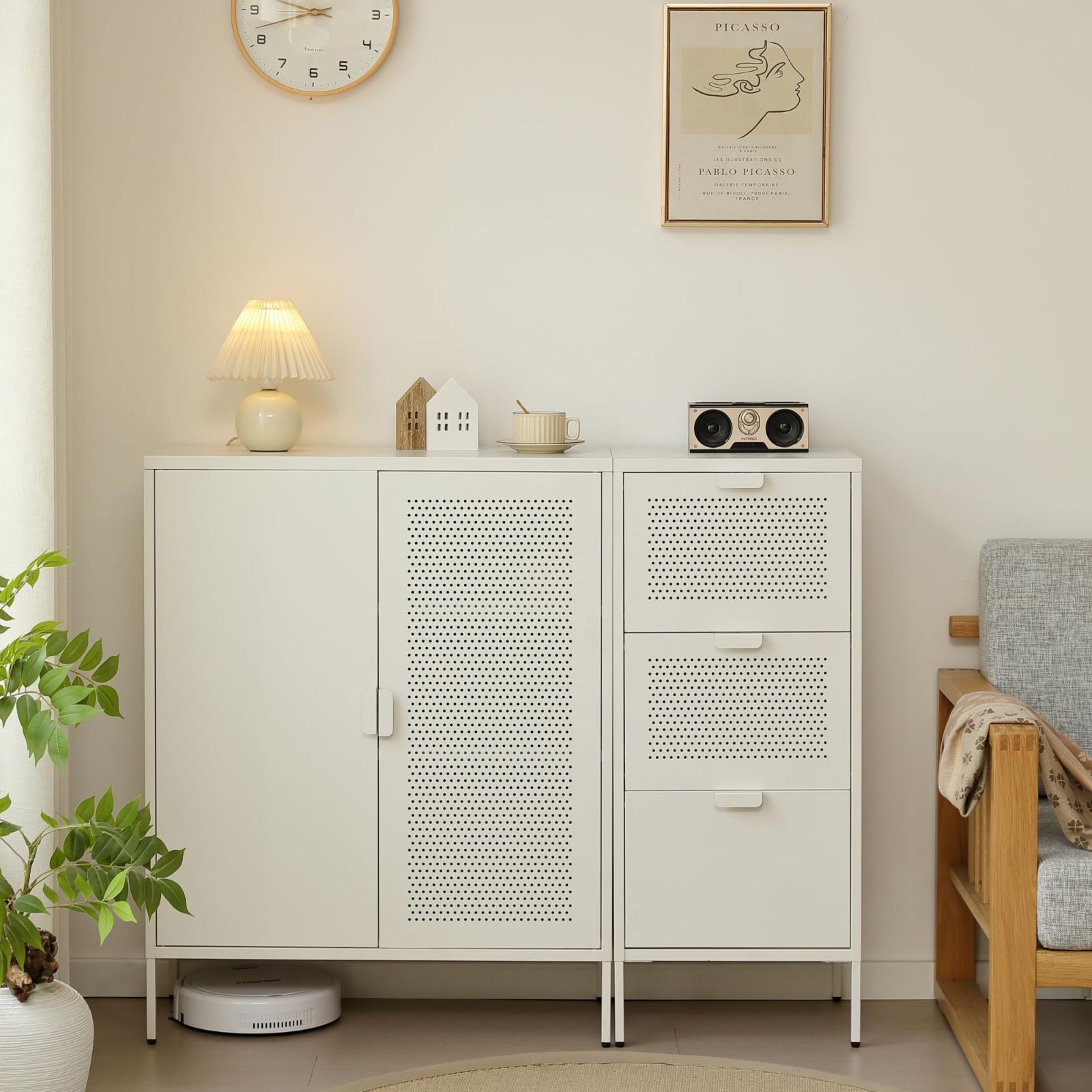 スチールチェスト 棚 モダン リビング おしゃれ 書類 金属製 メタル 可動棚付き ドア付き サイドボード 韓国インテリア 両開き 引き出し3杯 スチール キャビネット OSJ