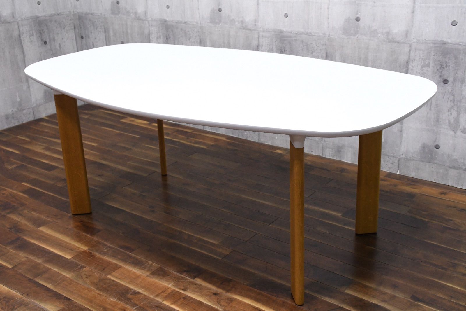 EKK 41 FRITZ HANSEN フリッツハンセン ANALOG アナログ JH 63 ホワイト オーク ダイニングテーブル 北欧モダン ハイメ アジョン 食卓テーブル 食卓机 デンマーク