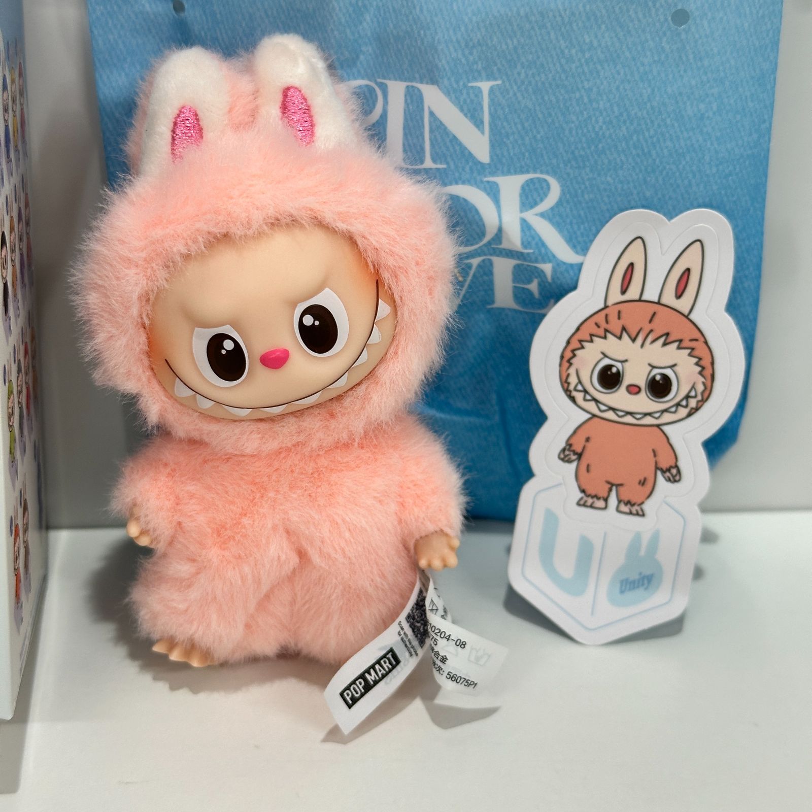 ラブブ イニシャル U ペンダント THE MONSTER PIN FOR LOVE POP MART