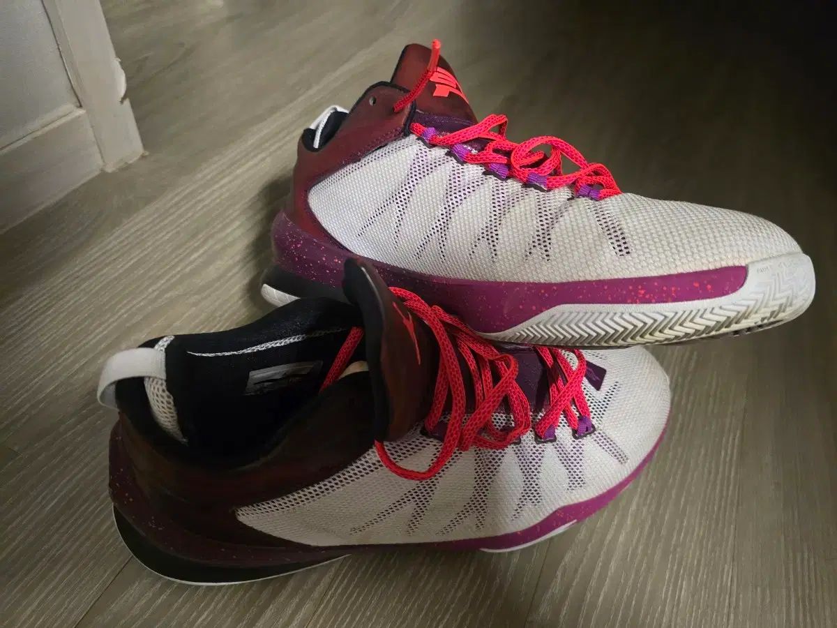 ジョーダン CP 3 バスケシューズ