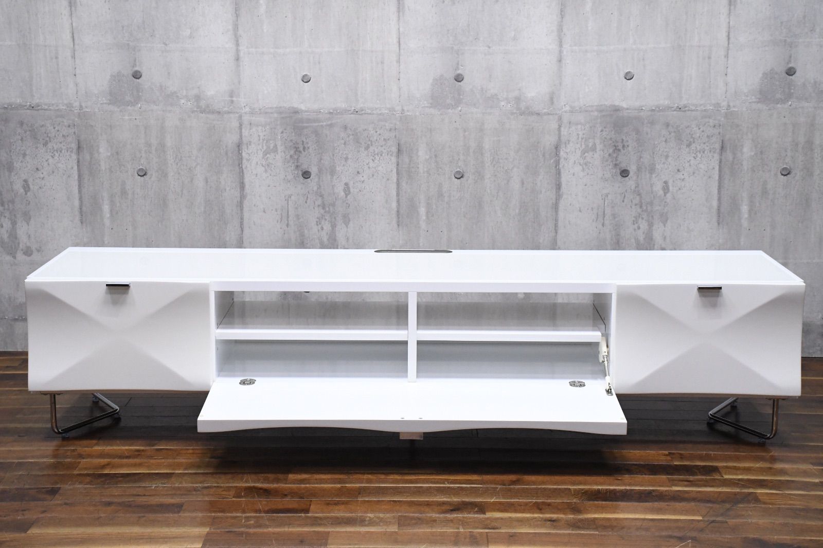 EKC95 展示品 IDC大塚家具 ルチード テレビボード W1800 ホワイト 松永