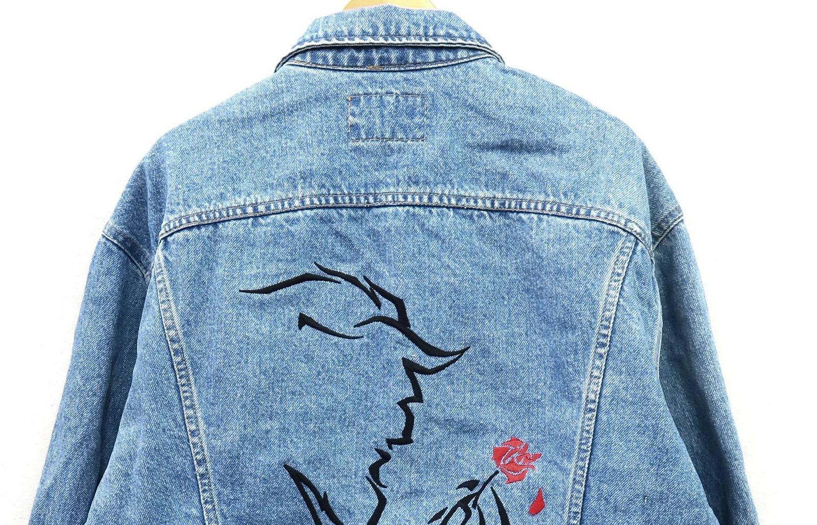 Lee × Disney 美女と野獣 90S デニムジャケット - メルカリ