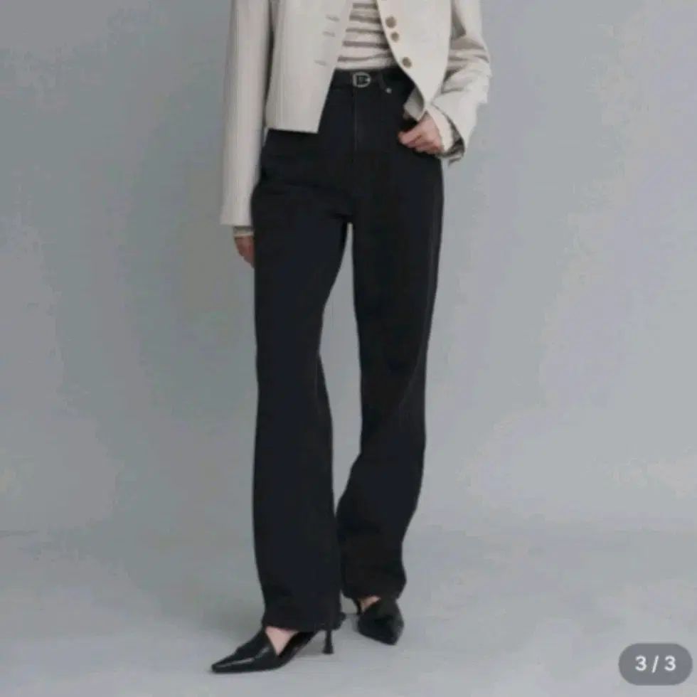 LOEUVRE レディース コンサート ブラック ストレート デニム ズボン H11M2725