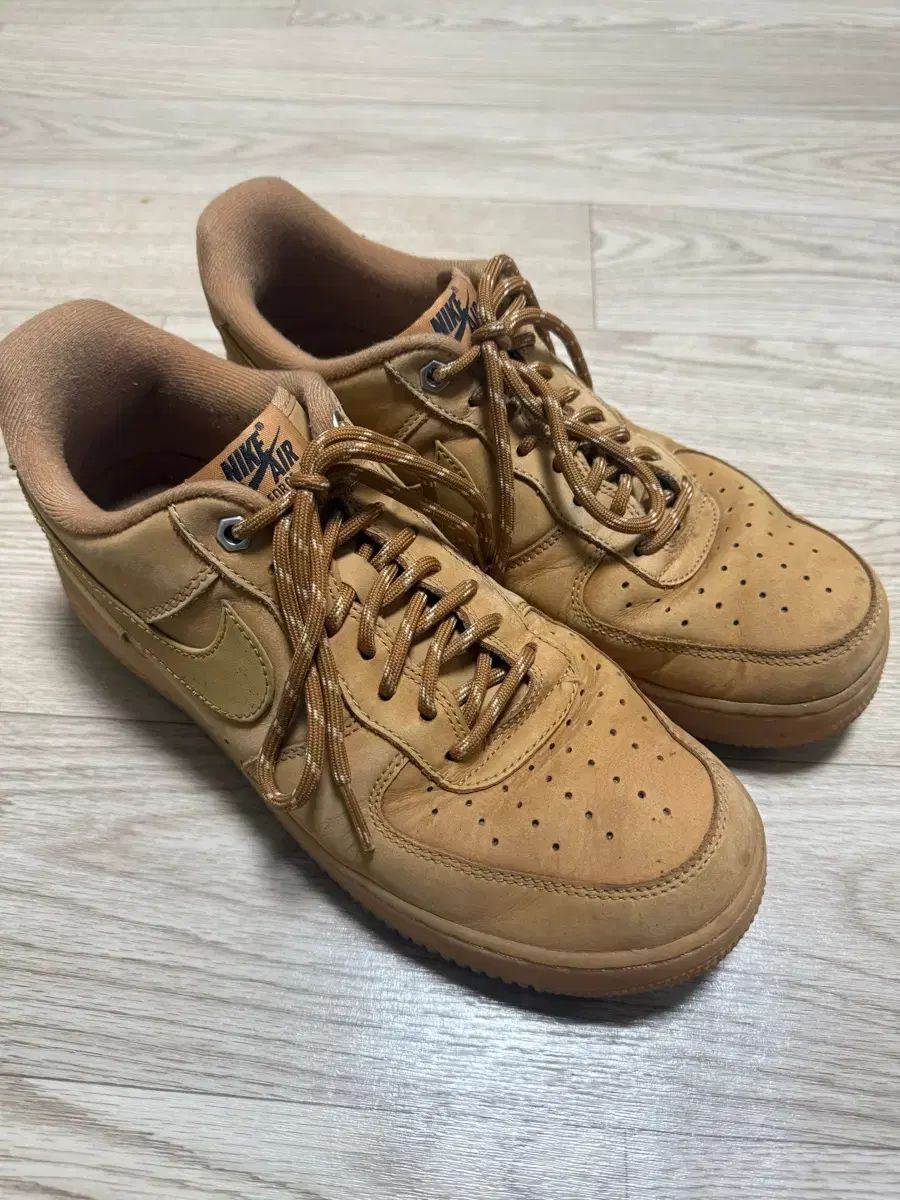 ナイキ エアフォース 07 wb フレックス