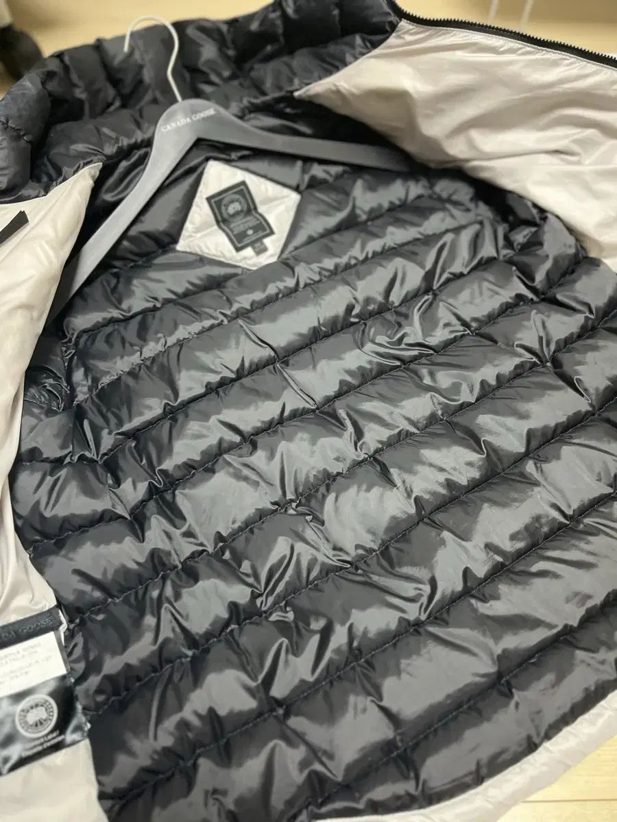 Canada Goose カナダグース ロッジ フーディー BLACK LABEL