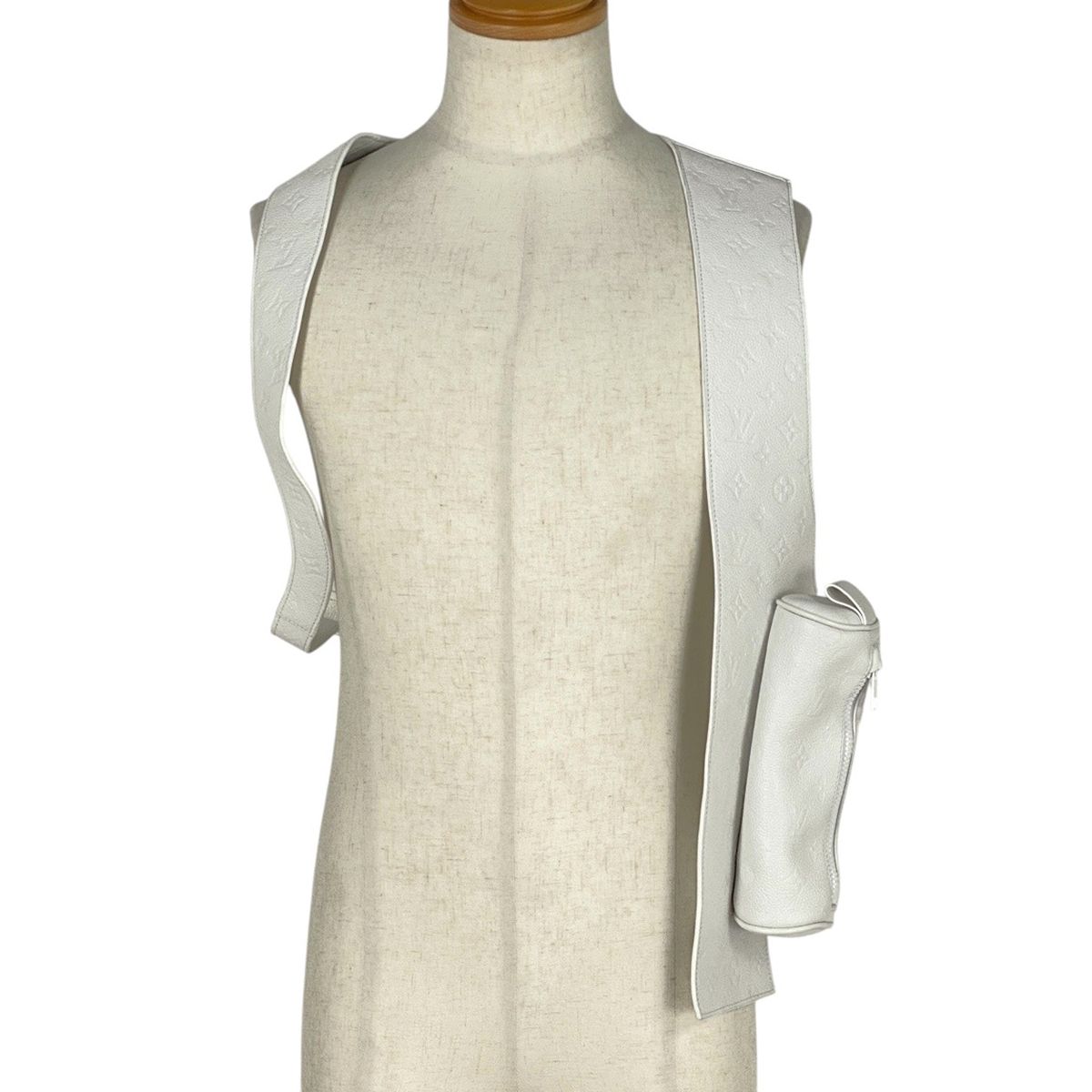 ルイ ヴィトン Louis Vuitton ハーネス ベスト モノグラム ヴァージルアブロー ポーチ トップス 羊革 ホワイト メンズ