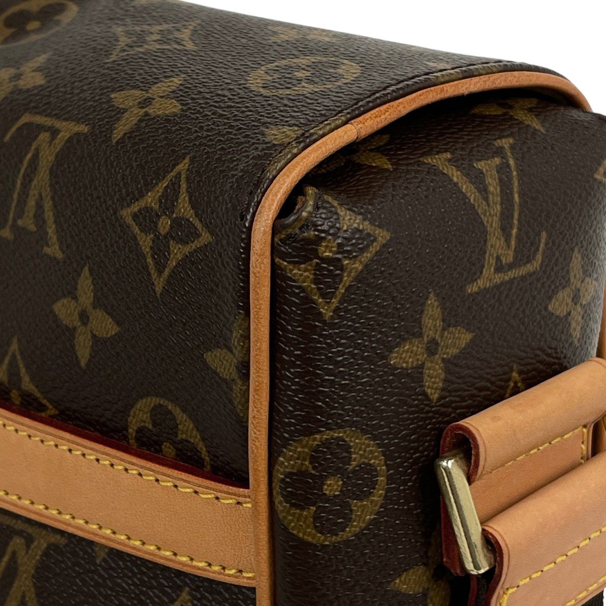 ルイ・ヴィトン Louis Vuitton アベス メッセンジャーバッグ 斜め掛け