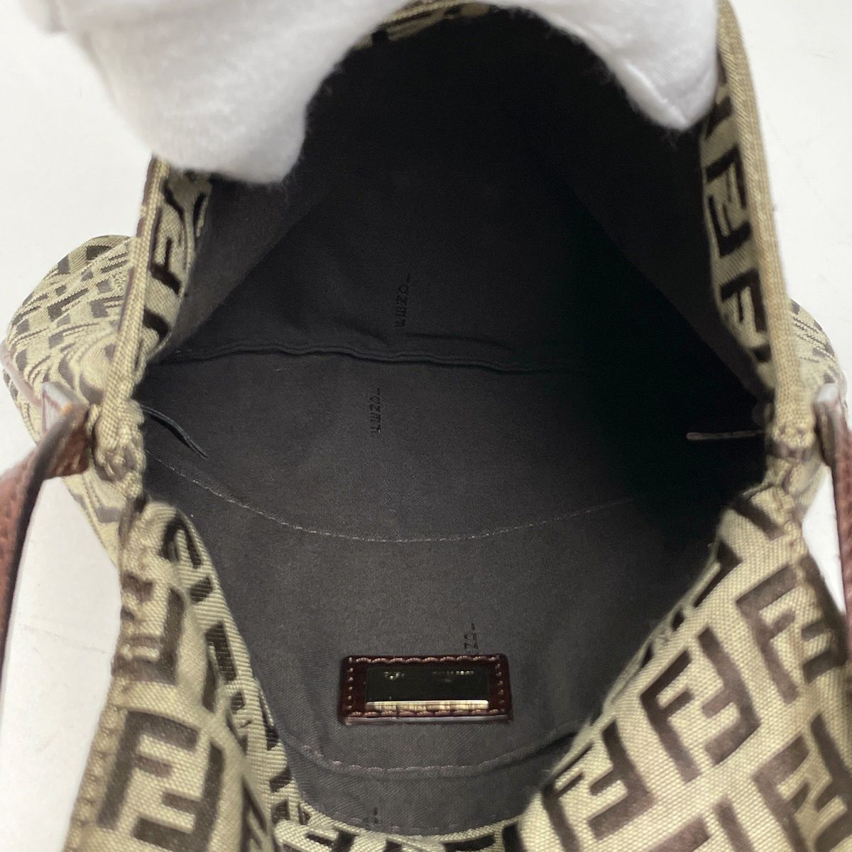 フェンディ FENDI ズッキーノ柄 ショルダーバッグ 斜め掛け ショルダー