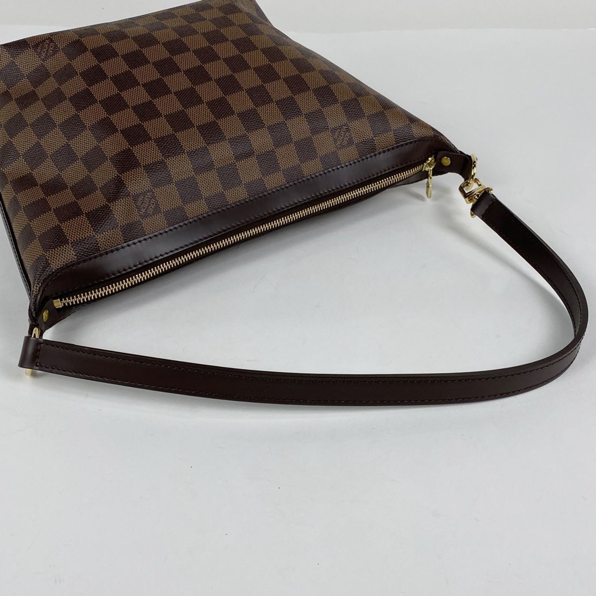 ルイ・ヴィトン Louis Vuitton イロヴォ MM 肩掛け ハンドバッグ