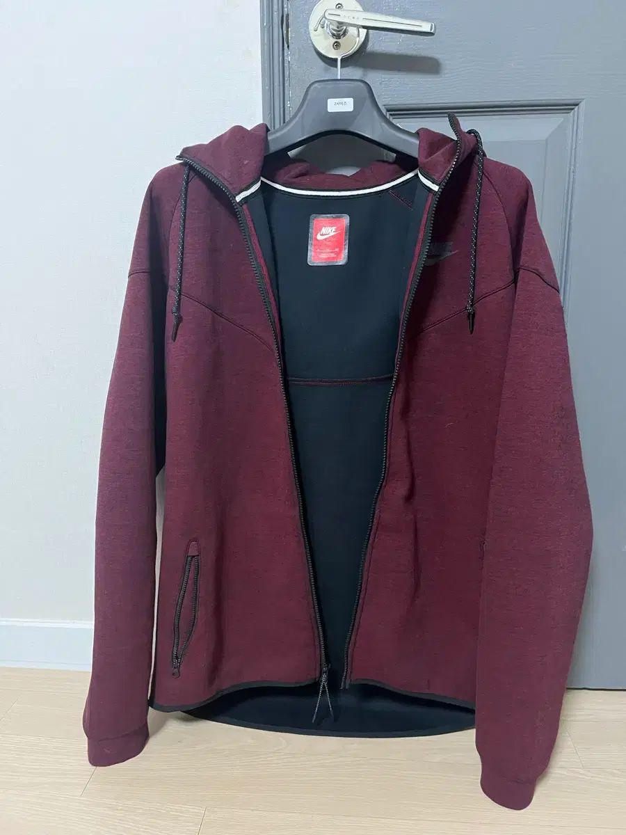 ナイキ テックフリース マルーンレッド XL