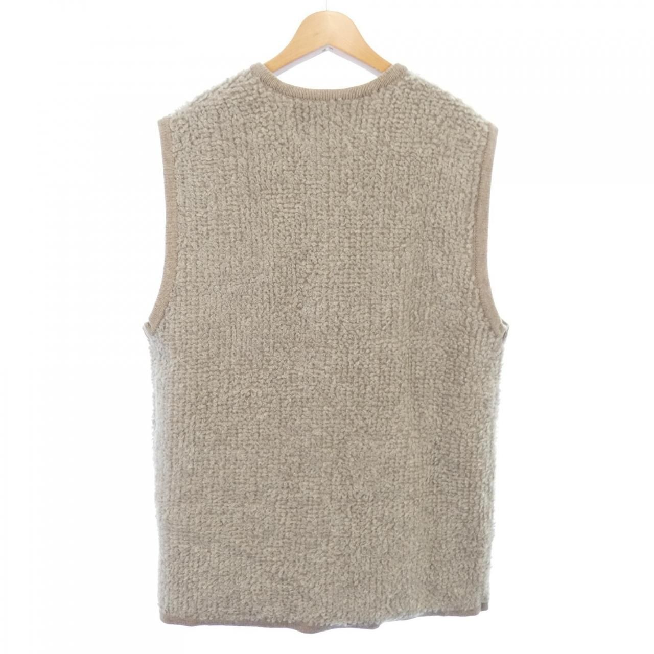 アダワス ADAWAS ベスト - メルカリ