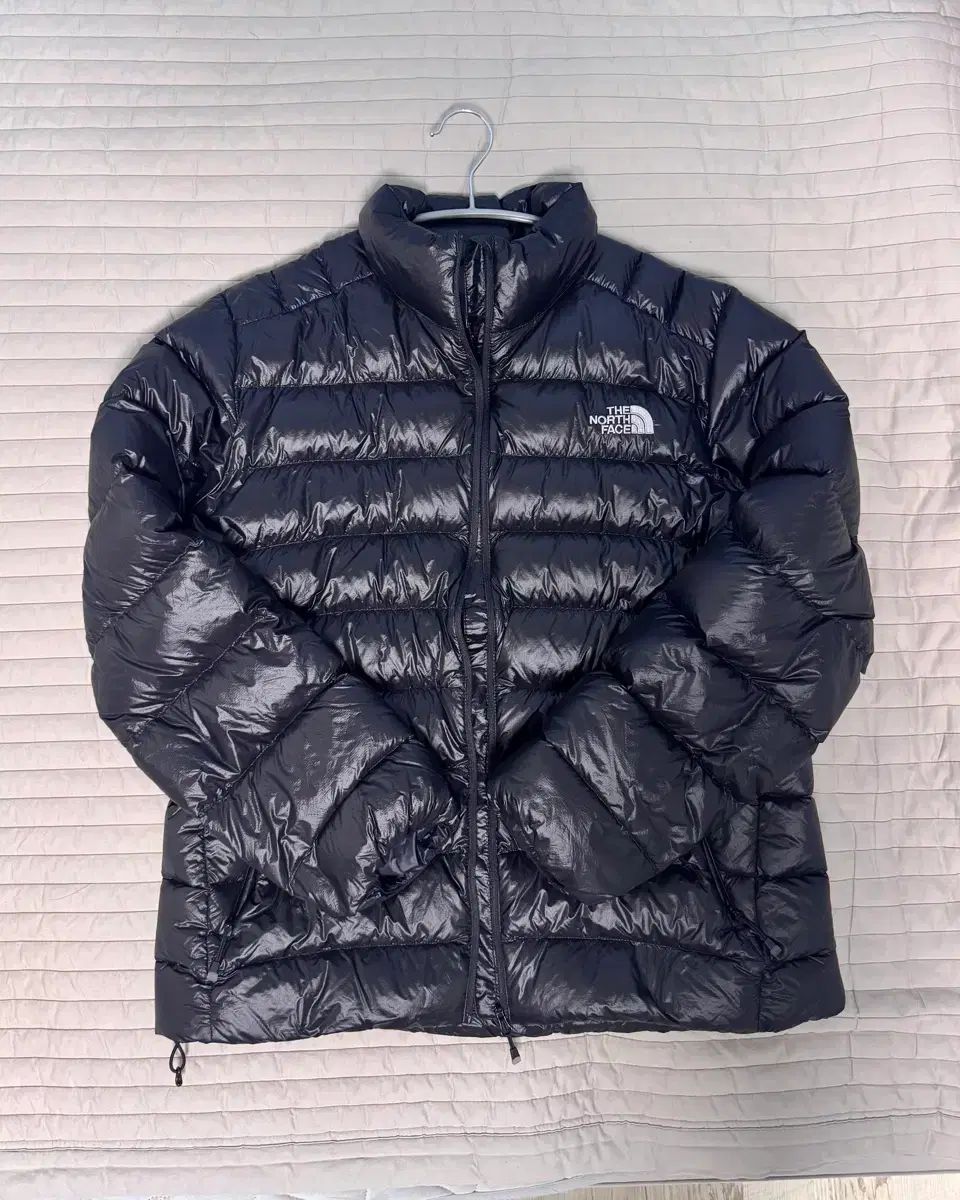 THE NORTH FACE マテリアル LOVE YOUR SELF 轉 Tear RDS ダウン ジャケット 軽量 ブラック 24 FW