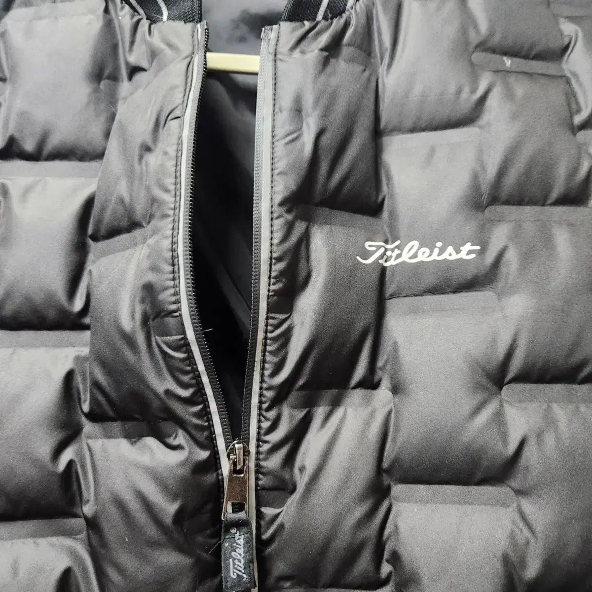 Titleist(タイトリスト) ゴルフ ダウン アウター ブラック M - メルカリ