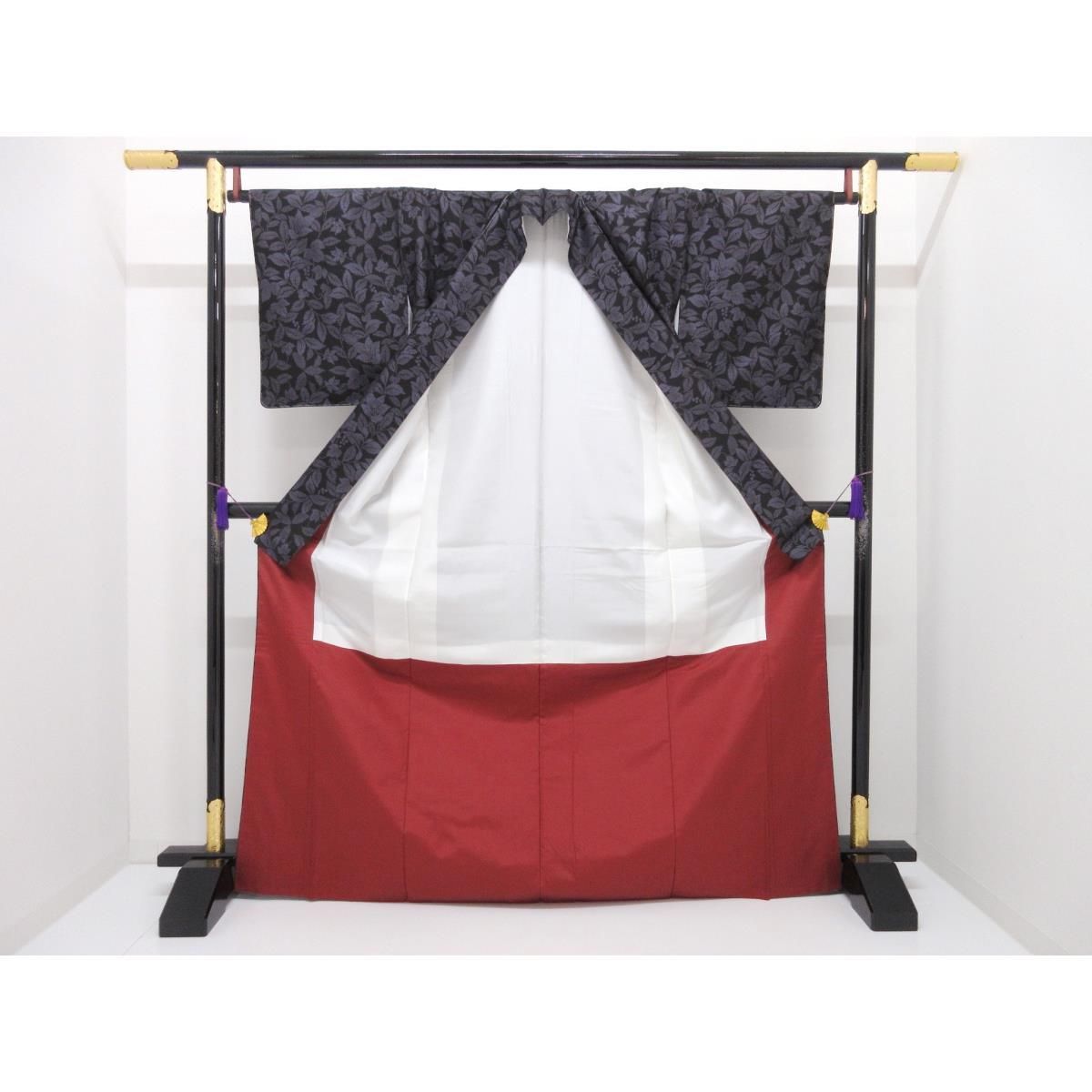 未使用品】紬【本場奄美大島紬】七マルキ 証紙付 - メルカリ