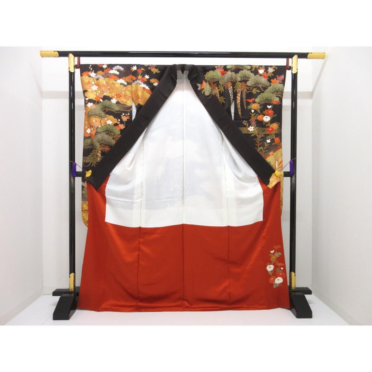 振袖 友禅金彩加工 刺繍入り 胴裏絹交織