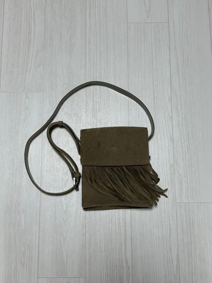 BROWNYARD フリンジバッグ