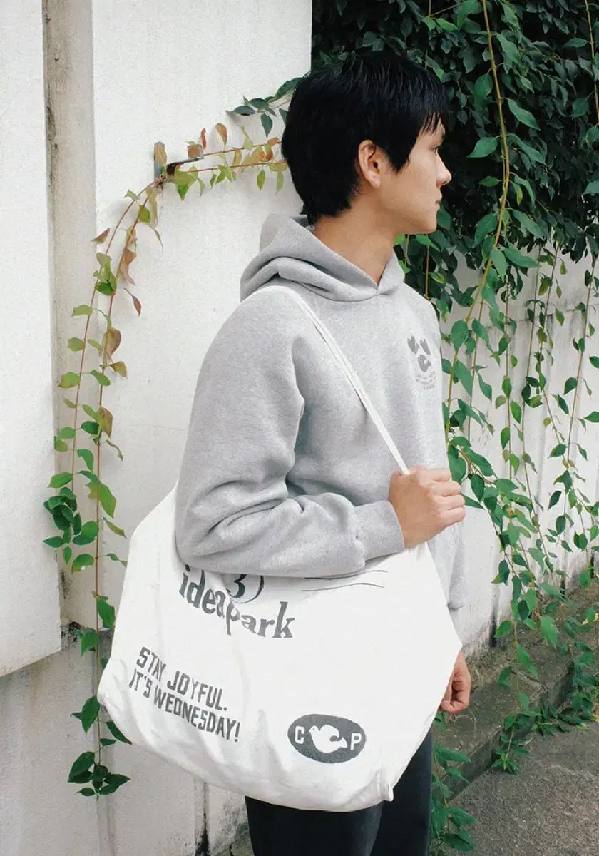 コレクトピーシス メールバッグ