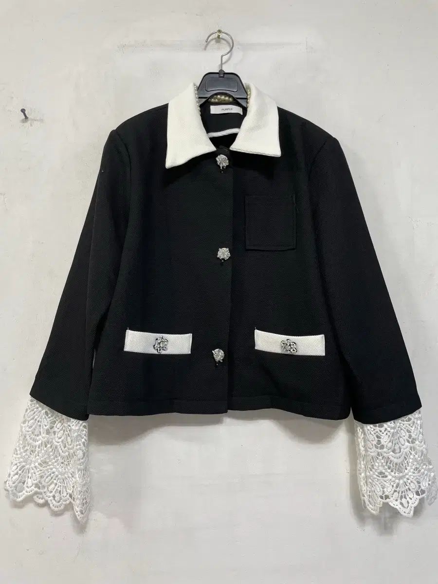 新 N 5812 キュービック スタッズ装飾 レースバイ ジャケット セミクロップド