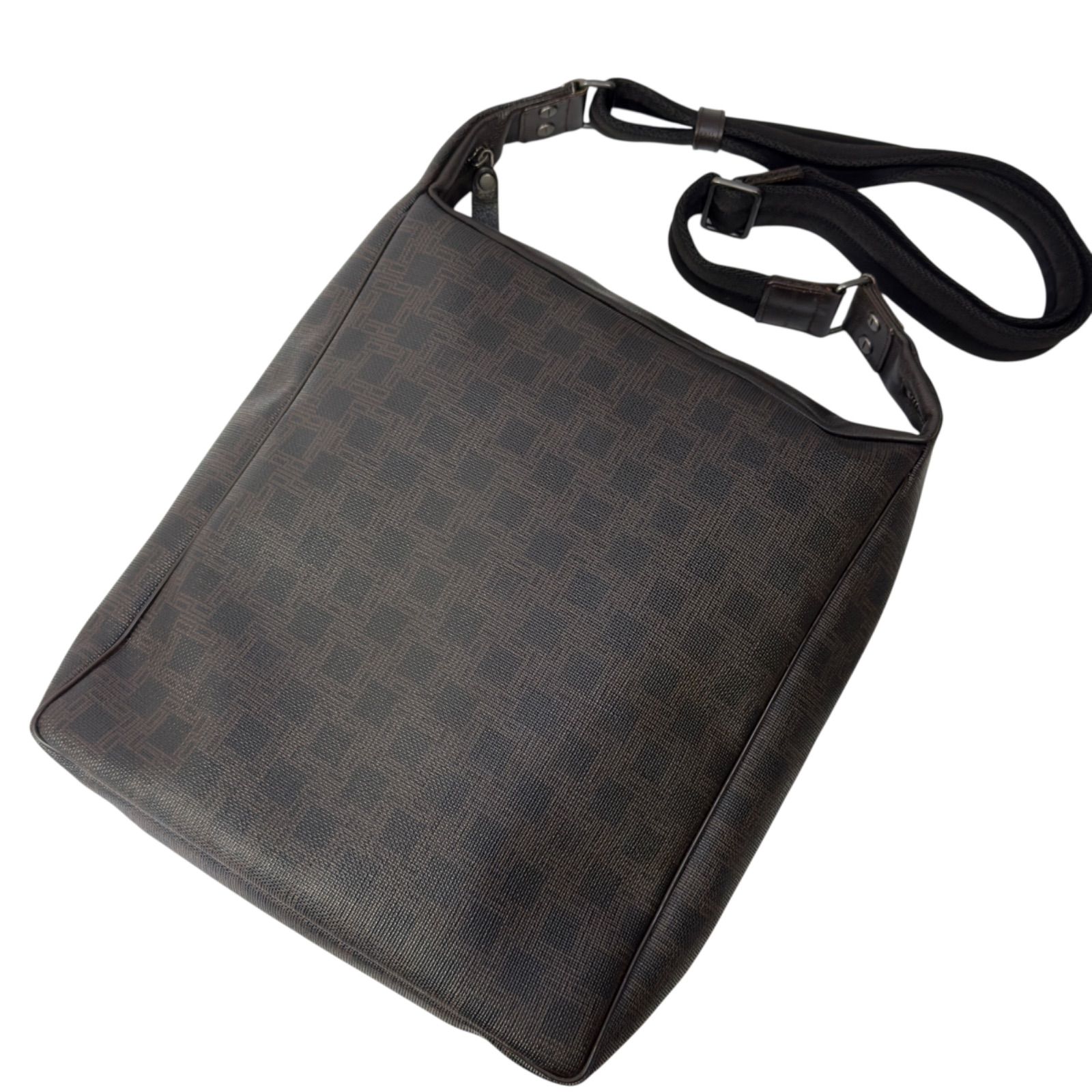 dunhill ダンヒル ディーエイト D8 ショルダーバッグ 斜め掛け 肩掛け