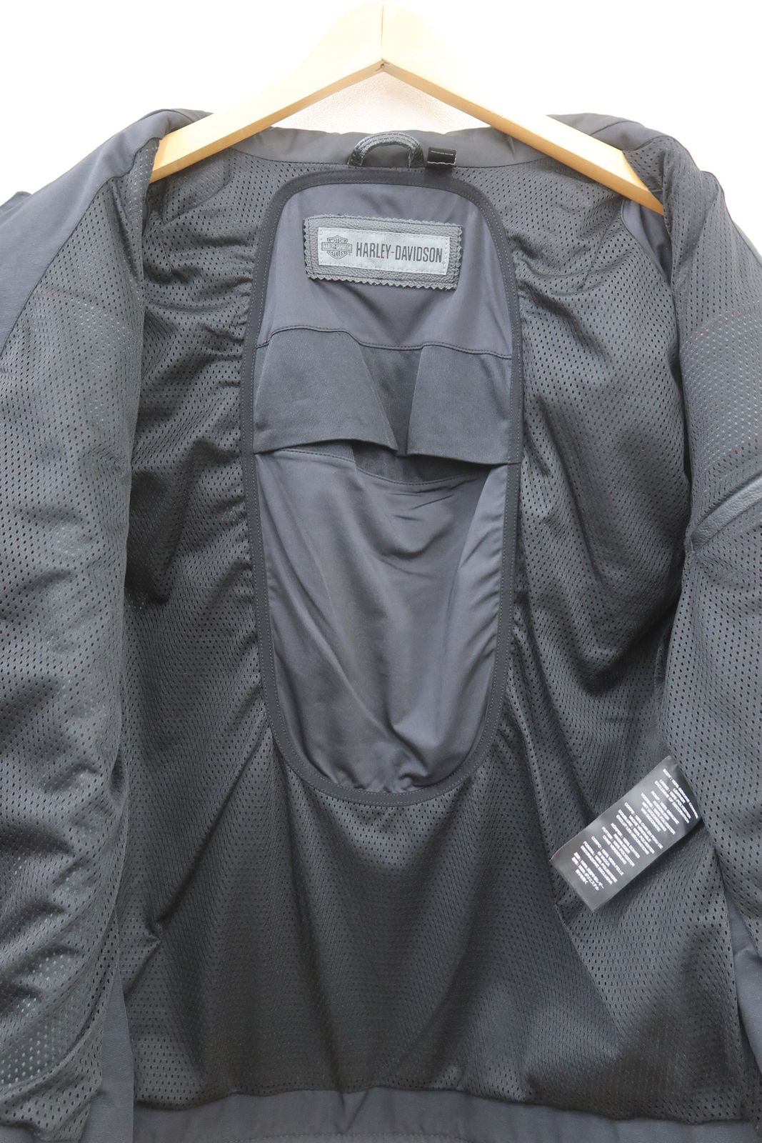 HARLEY DAVIDSON ハーレーダビッドソン 98007-20VM シダリベンチング 