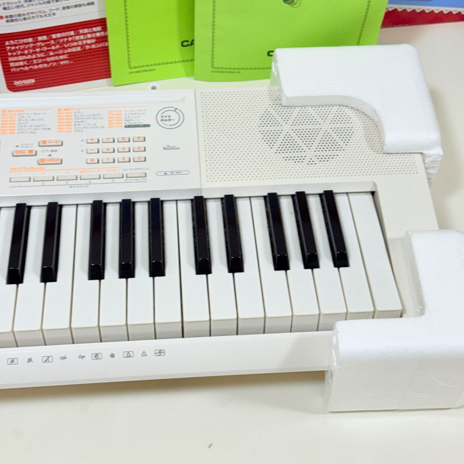 CASIO 61鍵盤 光ナビゲーションキーボード LK-118 電子ピアノ 687