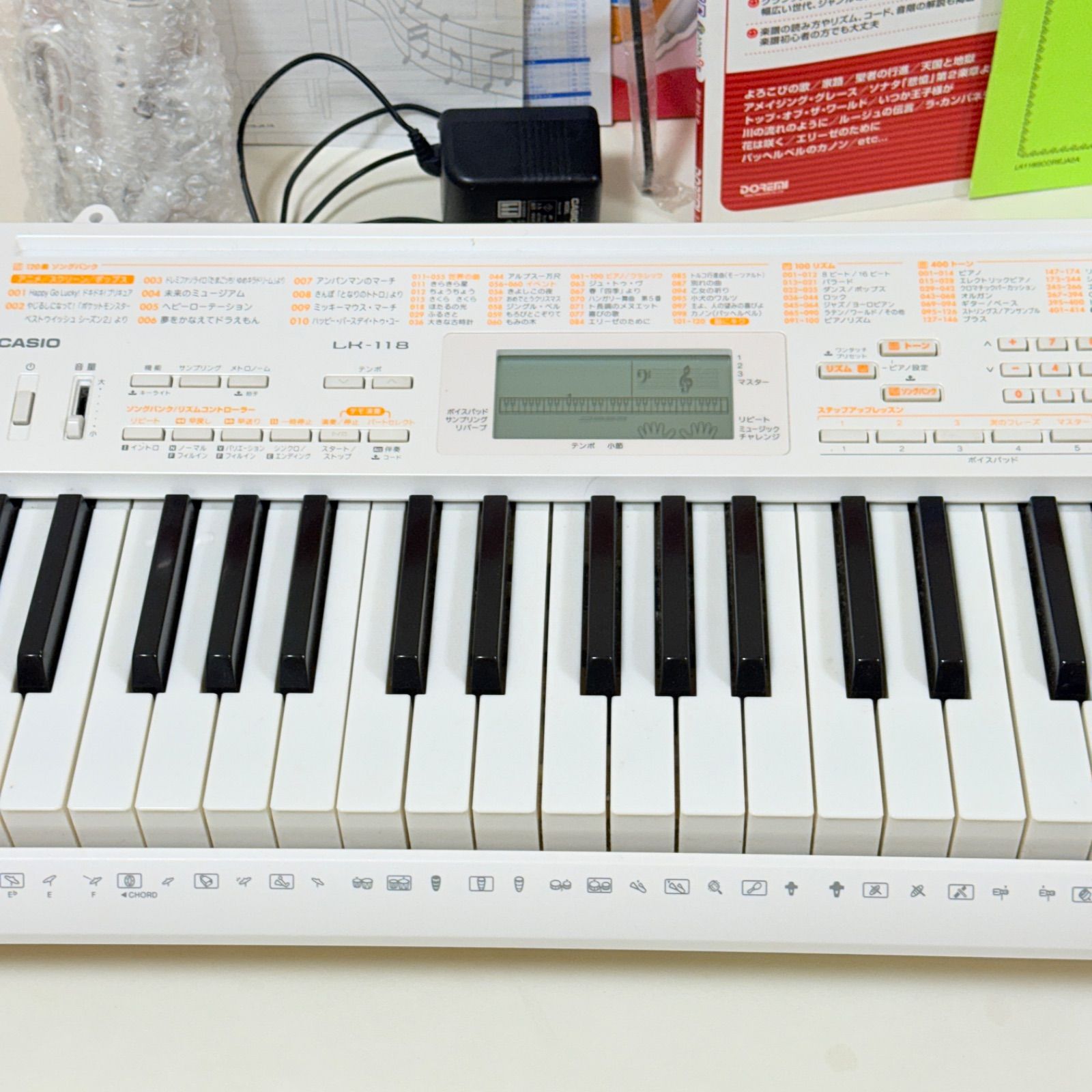 CASIO 61鍵盤 光ナビゲーションキーボード LK-118 電子ピアノ 687