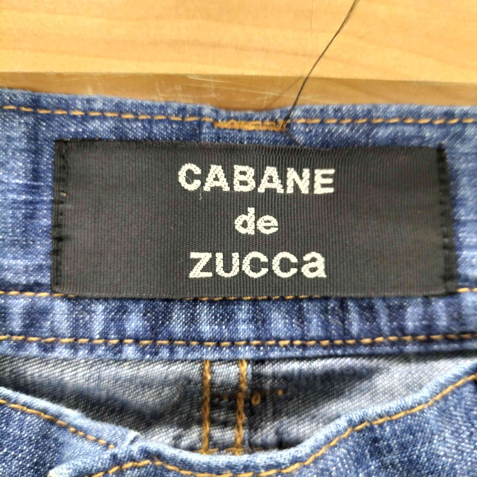 カバンドズッカ CABANE de ZUCCa ベルトデザイン ボタンフライデニム