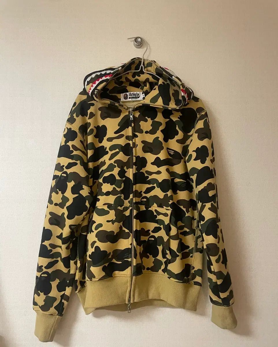 BAPE ベイプ イエローカモフラージュ カモフラ シャーク フード ジップアップ