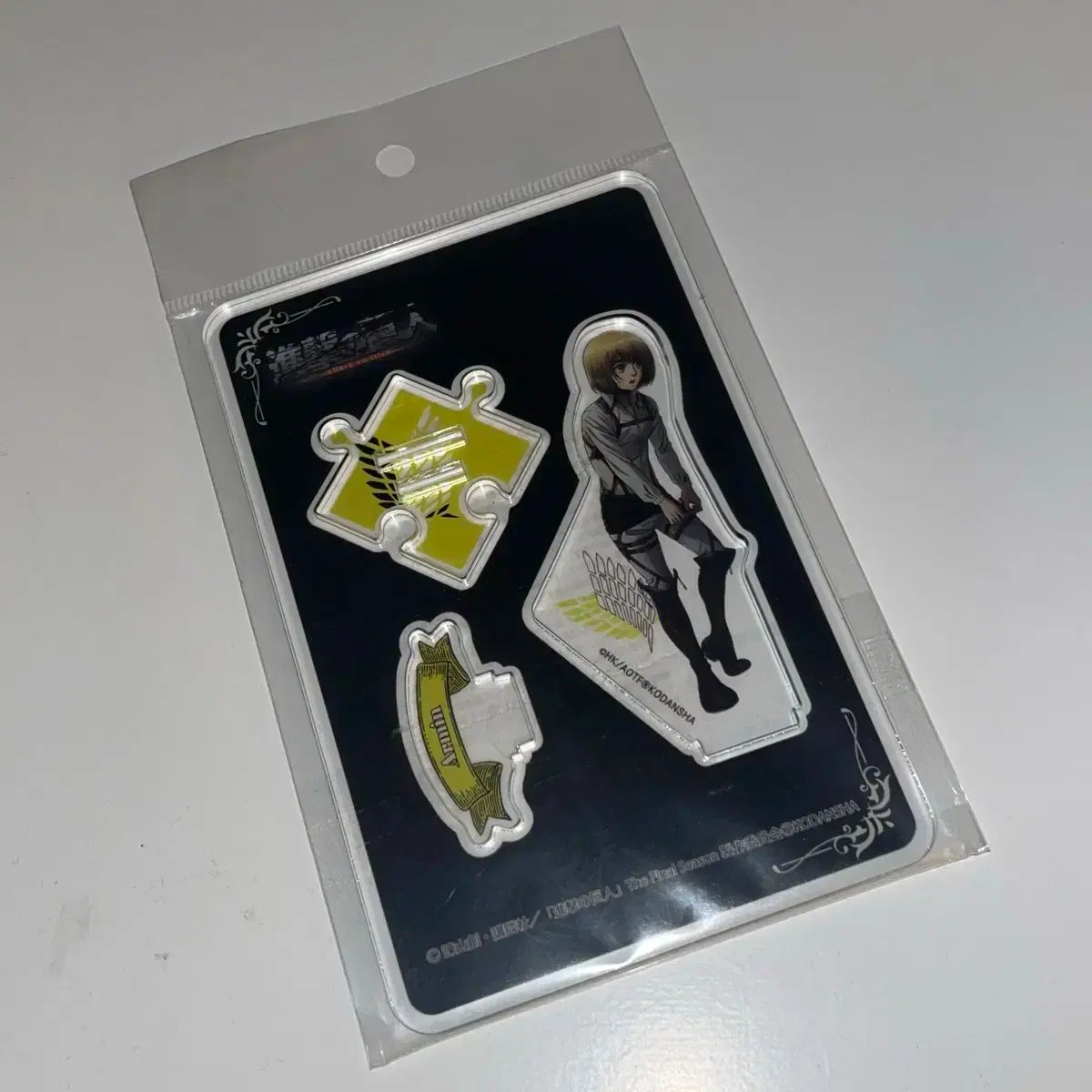 進撃の巨人アルミン・アルレルト(アルミン)出撃準備中パズルアクリル