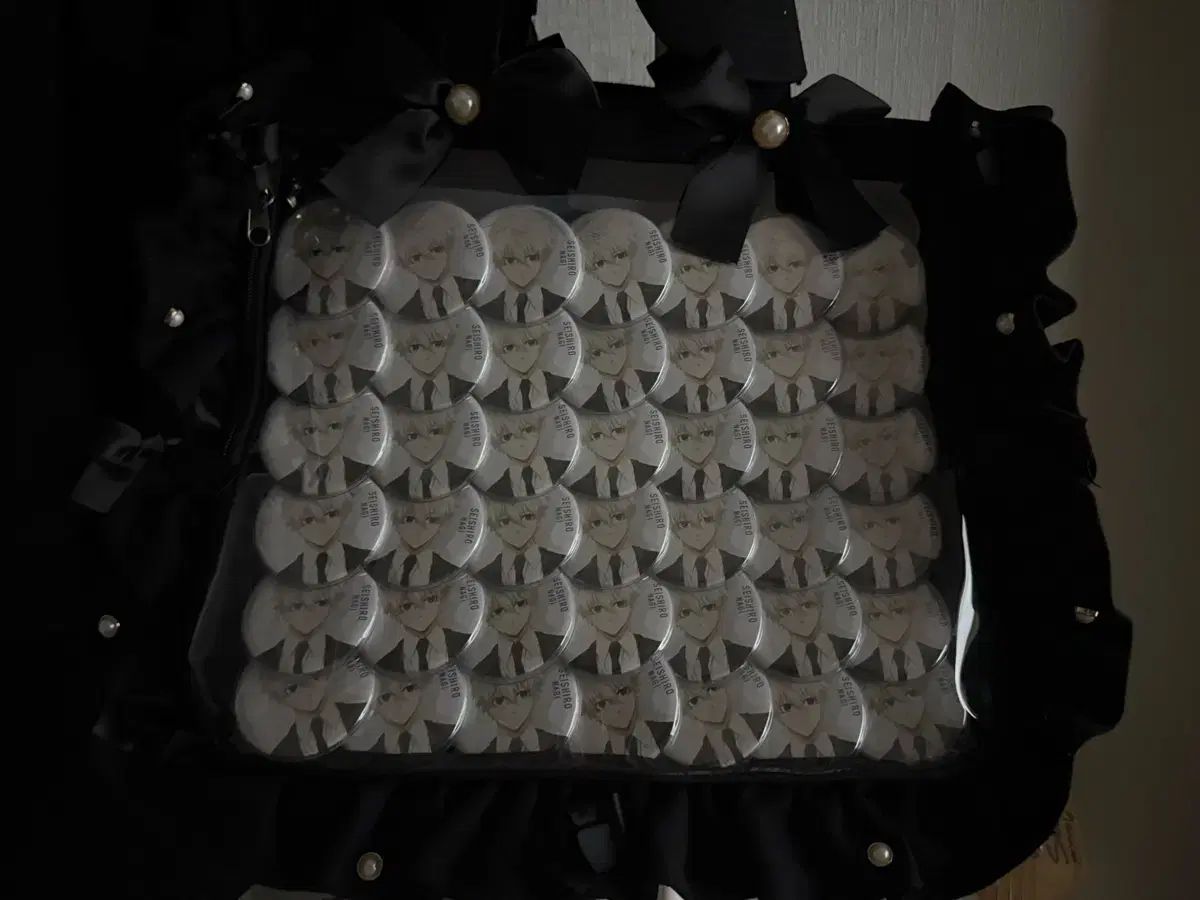 ブルーロック 凪 誠士郎 痛バッグ 缶バッジ グッズ レオ