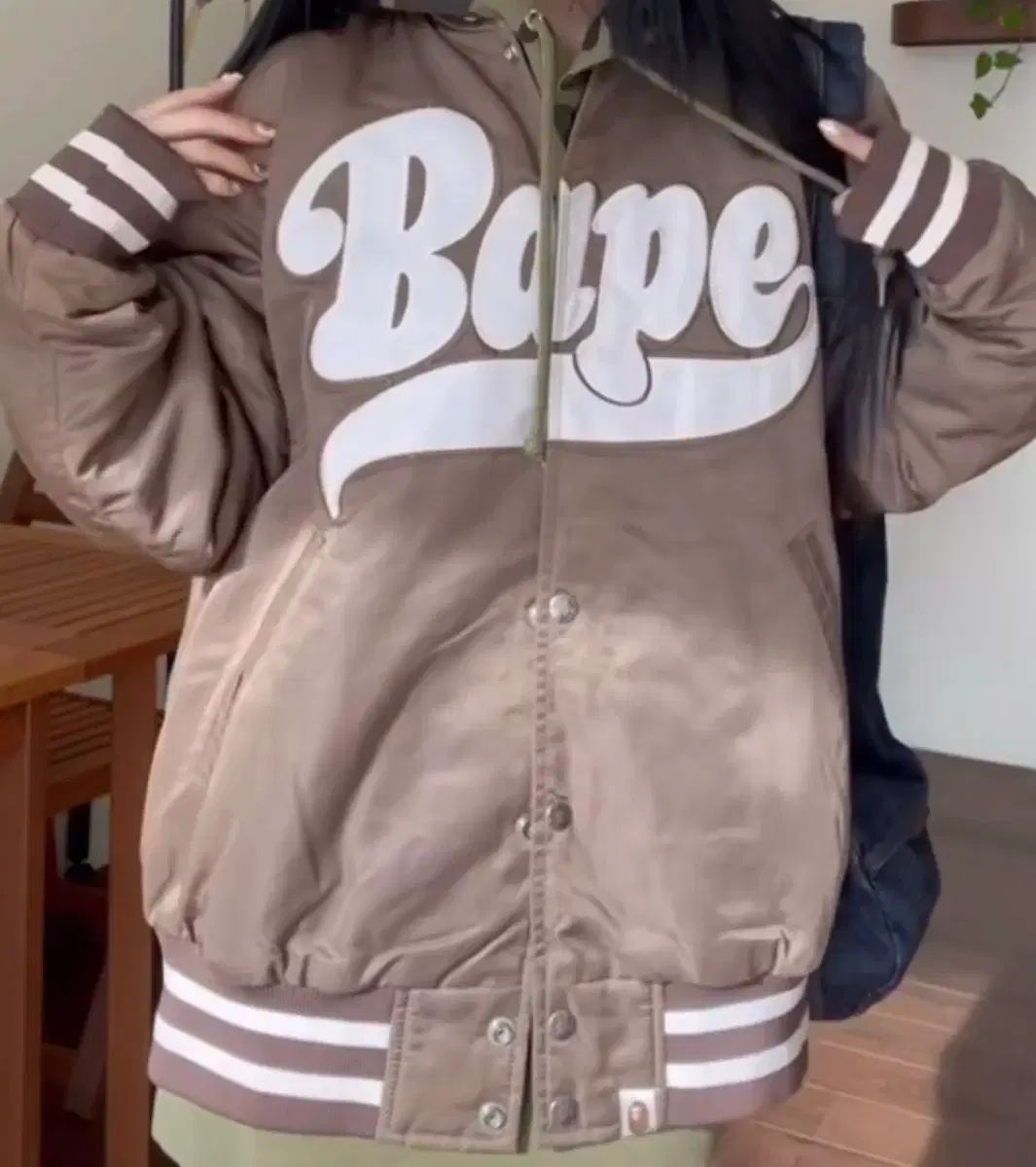 A BATHING APE アベイシングエイプ 06's スタジャン 出品 - メルカリ