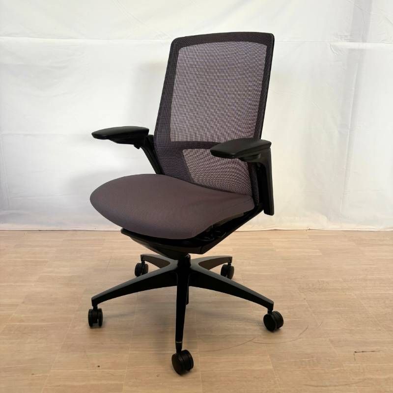 製 オカムラ Finora フィノラ ミディアムグレー 可動アーム