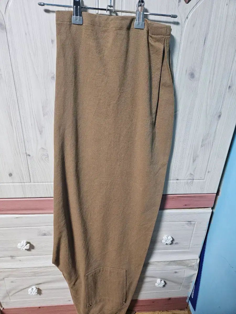 オブリーク チノ 2 0 サンドキャメル