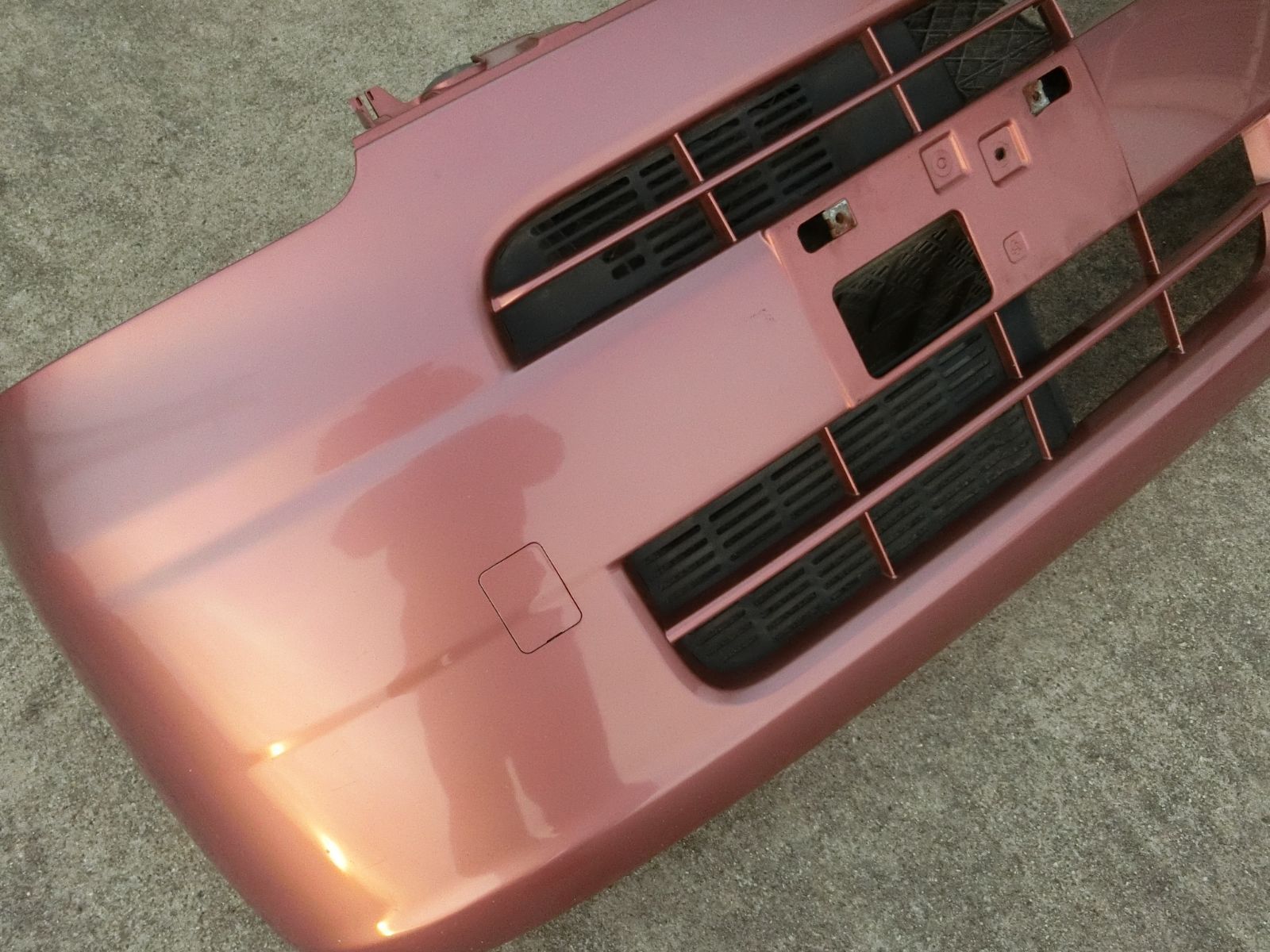 814] 個人宅配送可 ダイハツ タント L375S フロントバンパー 52119