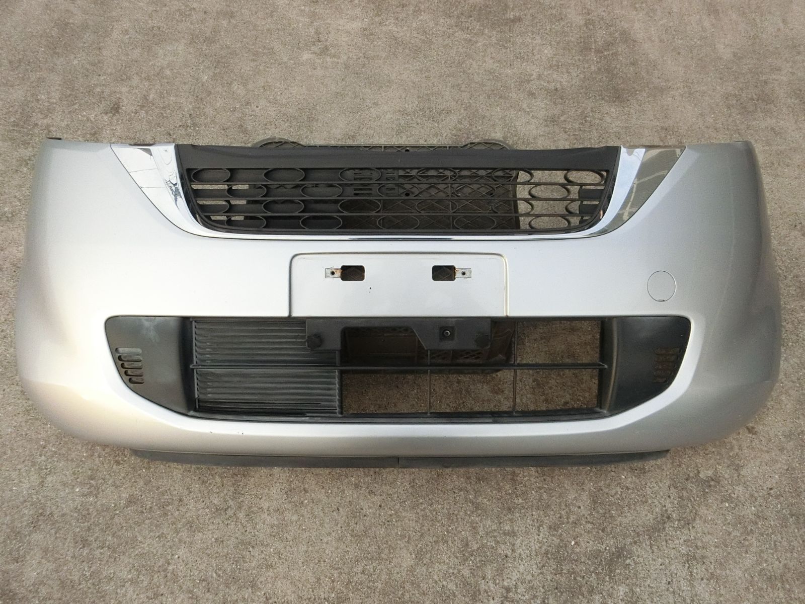 816] 個人宅配送可 ホンダ ライフ JC1 JC2 フロントバンパー 71101-SZH