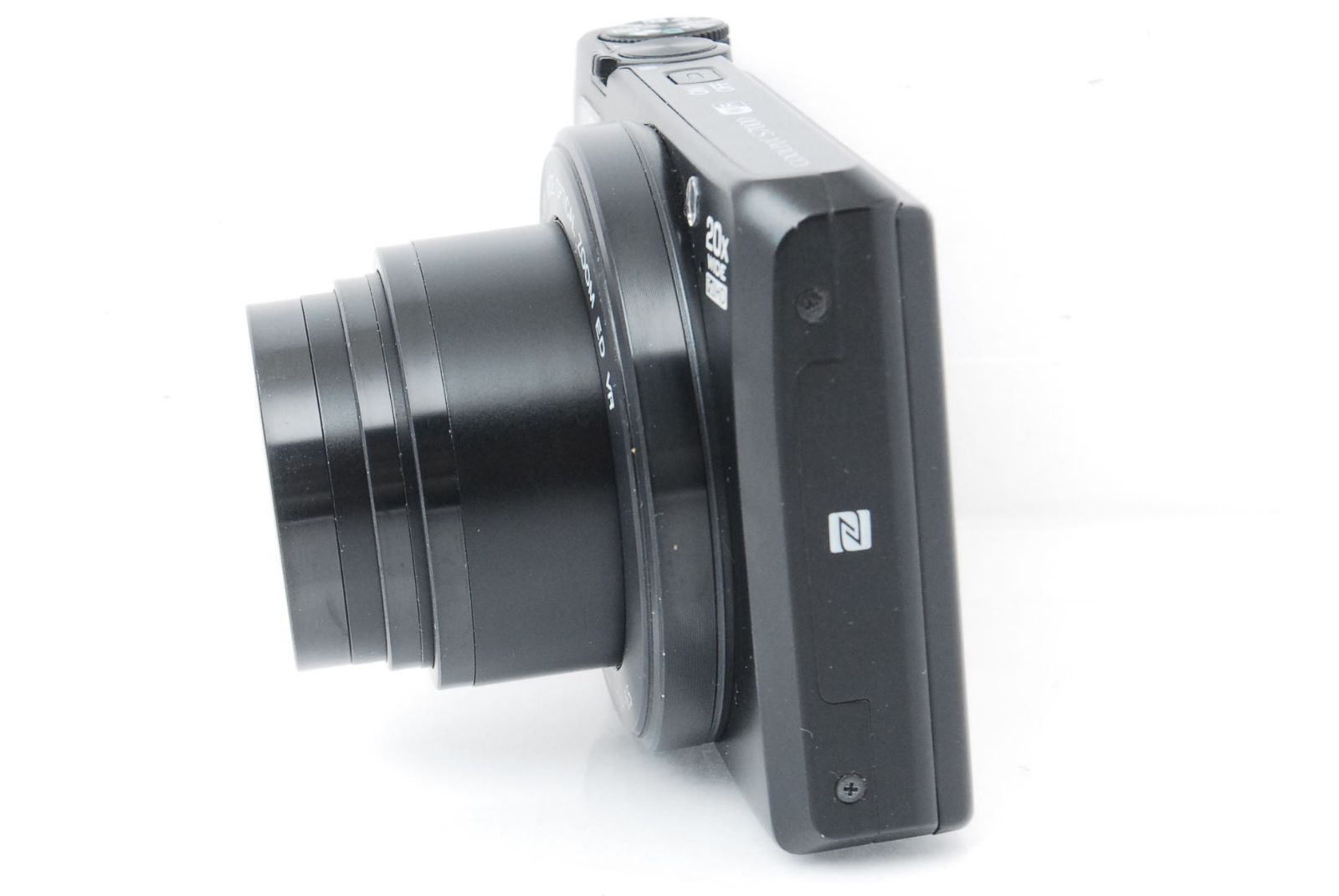 ☆手のひらサイズ♪20倍ズーム！Wi-Fi機能付き☆ニコン COOLPIX S7000