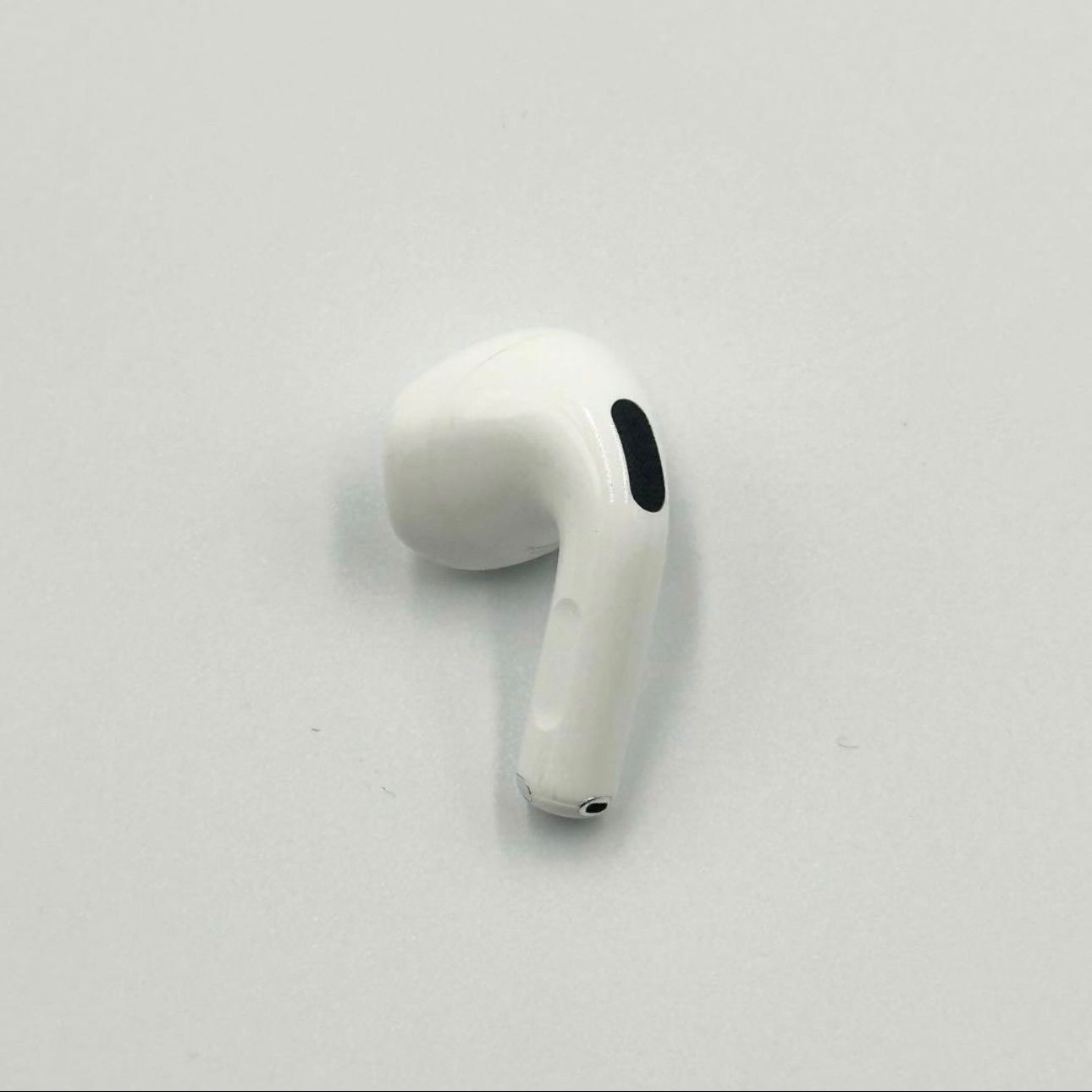 Apple AirPods 第4世代 左耳 A3053 ノイズキャンセリング非搭載 - メルカリ