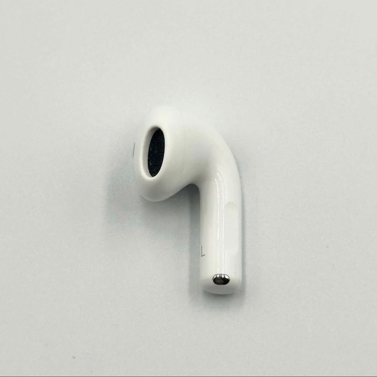 Apple AirPods 第4世代 左耳 A3053 ノイズキャンセリング非搭載 - メルカリ