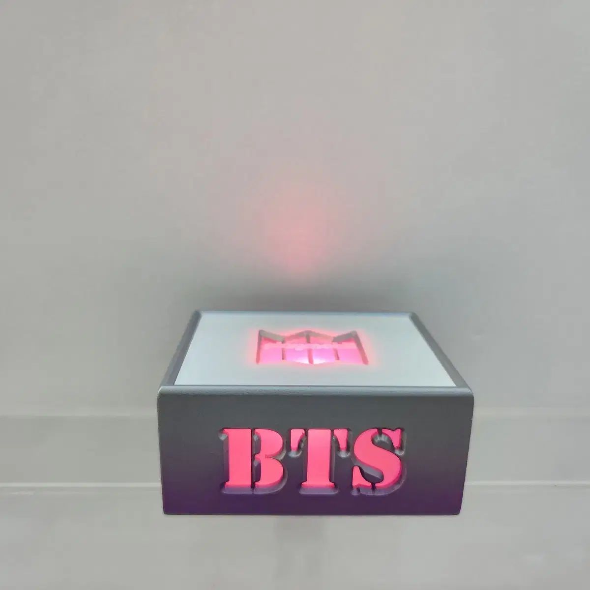 プレイモービル BTS + ARMY 照明が灯る小さなステージ