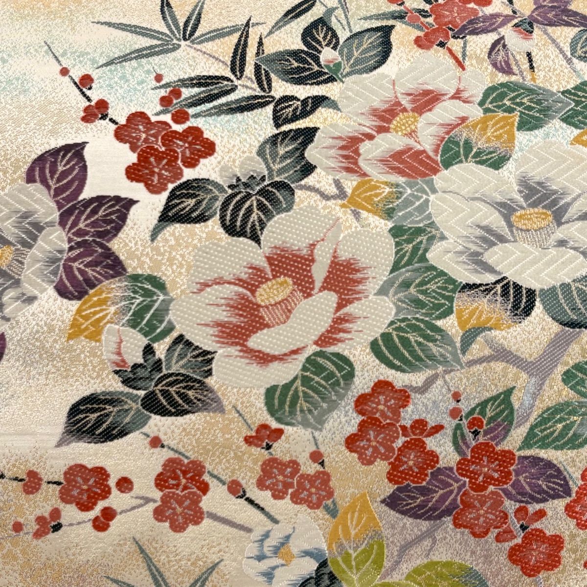 袋帯 秀品 関西仕立て 椿 梅 刺繍 箔 ベージュ 六通 正絹