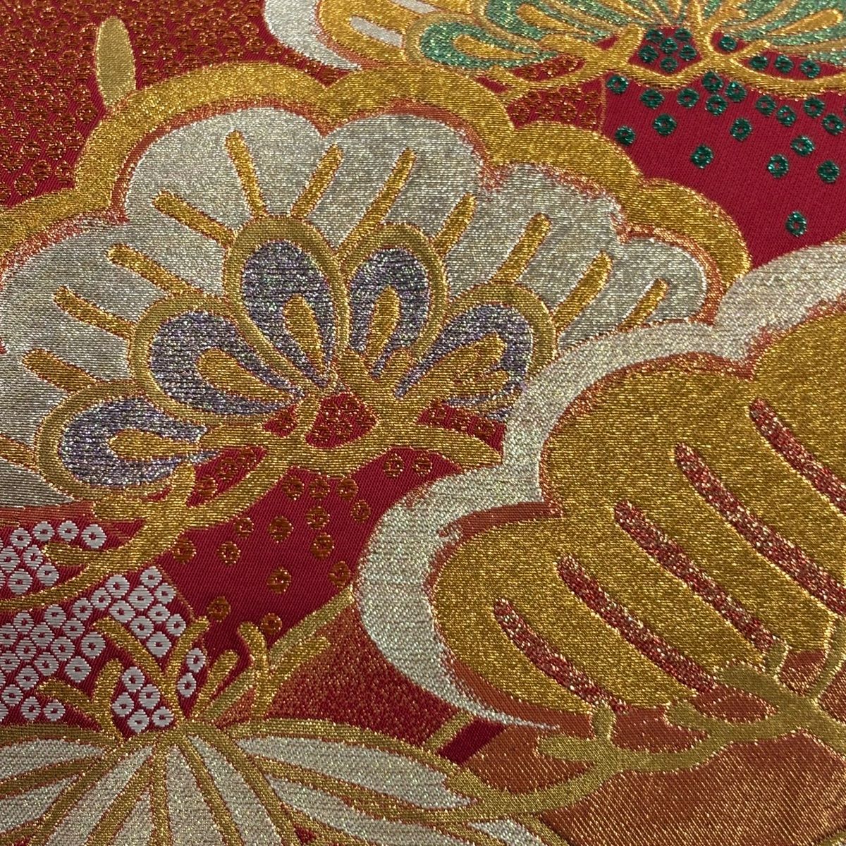 袋帯 秀品 振袖向き 松竹梅 金銀糸 箔 赤 六通 正絹