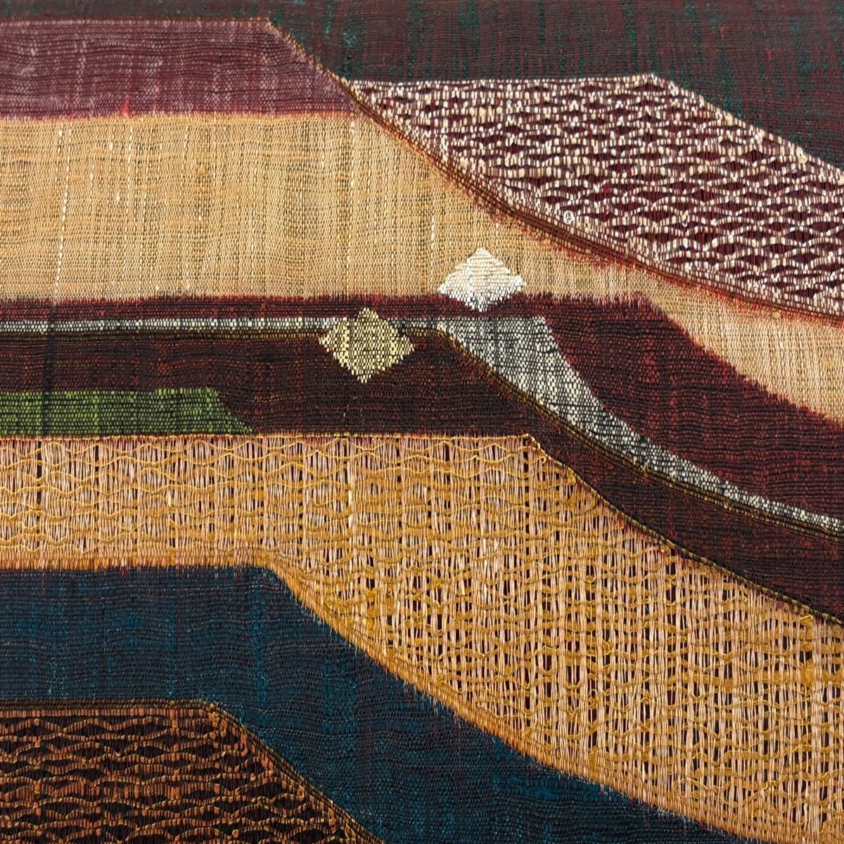 袋帯 渡文 落款 さざ波 両面 幾何学 箔 赤紫 お太鼓柄 正絹