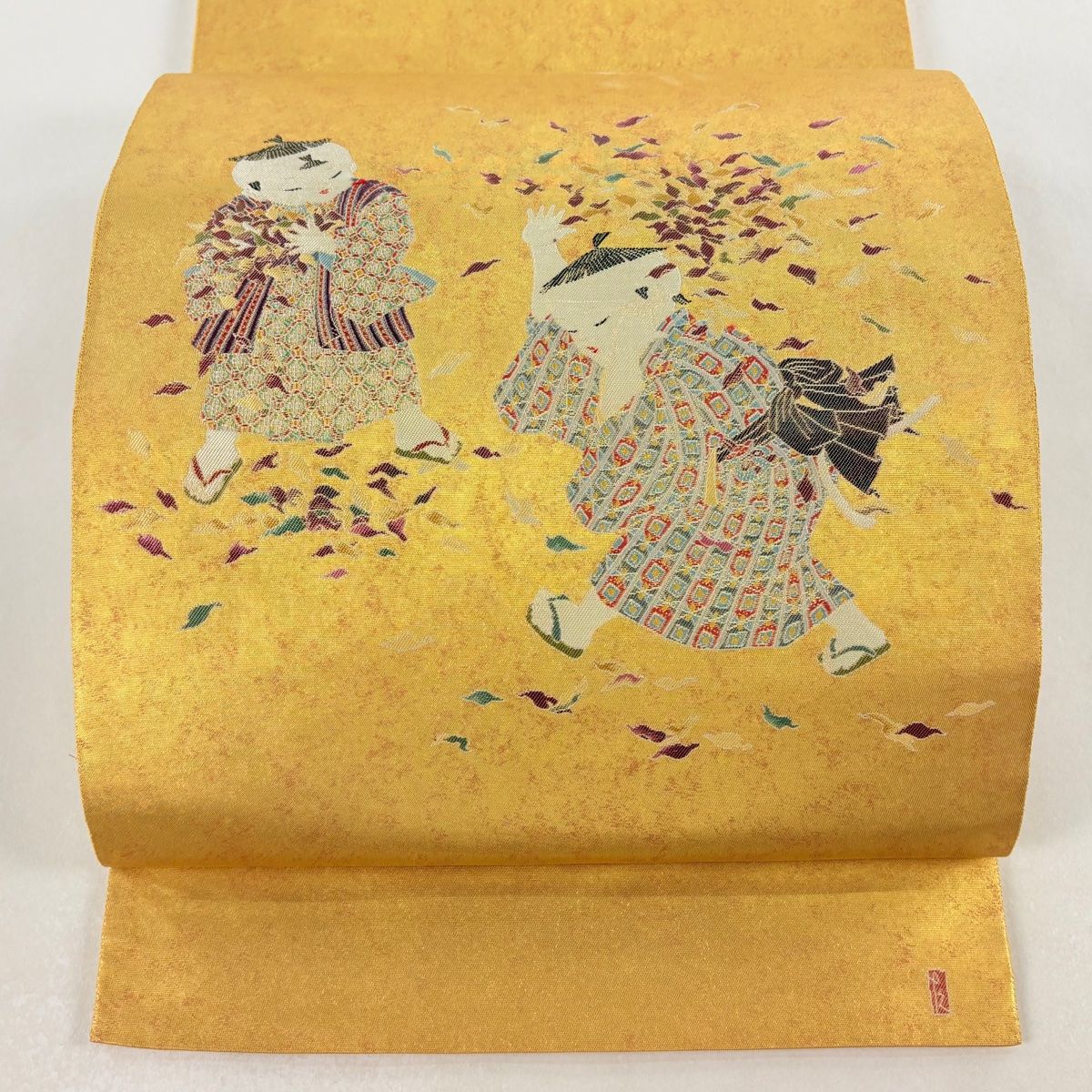 美品】 袋帯 名品 由水十久監修 落款 童 花びら 箔 金色 お太鼓柄 正絹