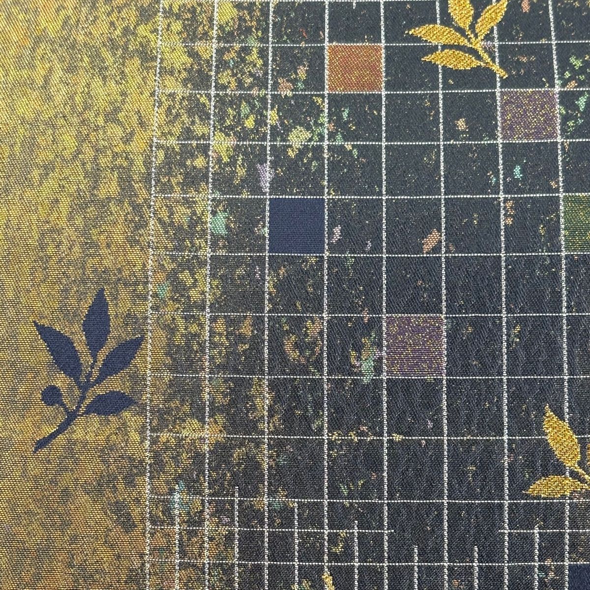 袋帯 秀品 着物 葉柄 箔 金糸 墨色 六通 正絹