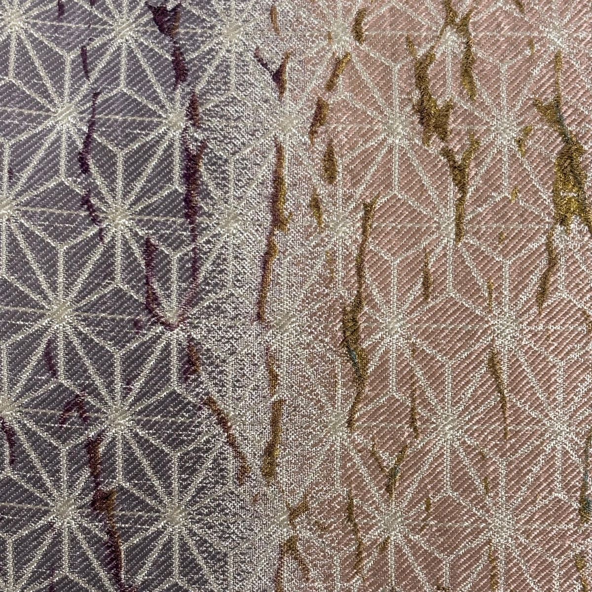 袋帯 秀品 麻の葉 幾何学模様 金彩 薄紫 全通 正絹